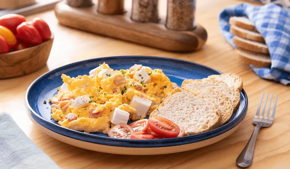 Ideal para un brunch: huevos al curry con jamón