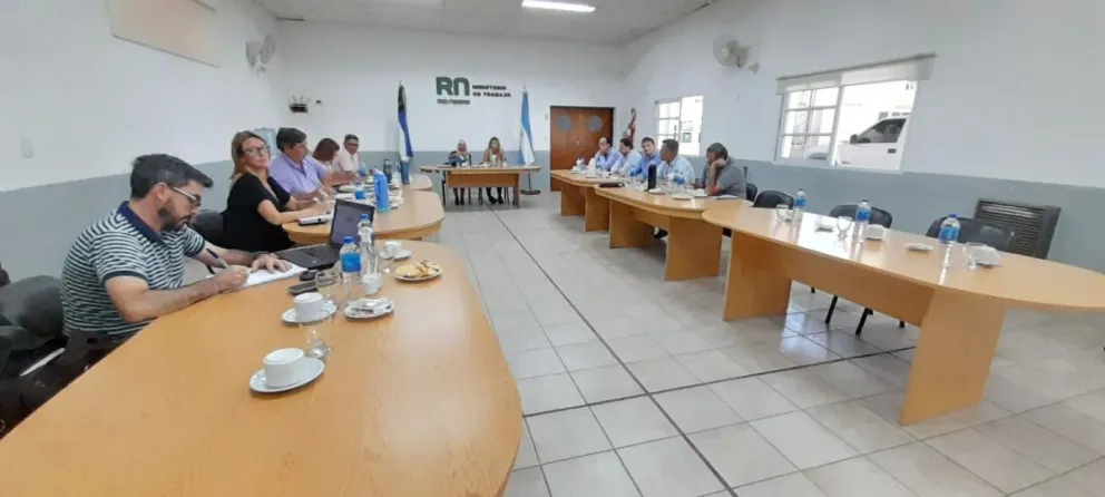 Paritarias: UnTER rechazó la decisión del Ministerio de Educación de dilatar las negociaciones