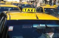 Un turista se olvidó el celular en el taxi y el taxista le pidió 500 dólares para devolverlo 