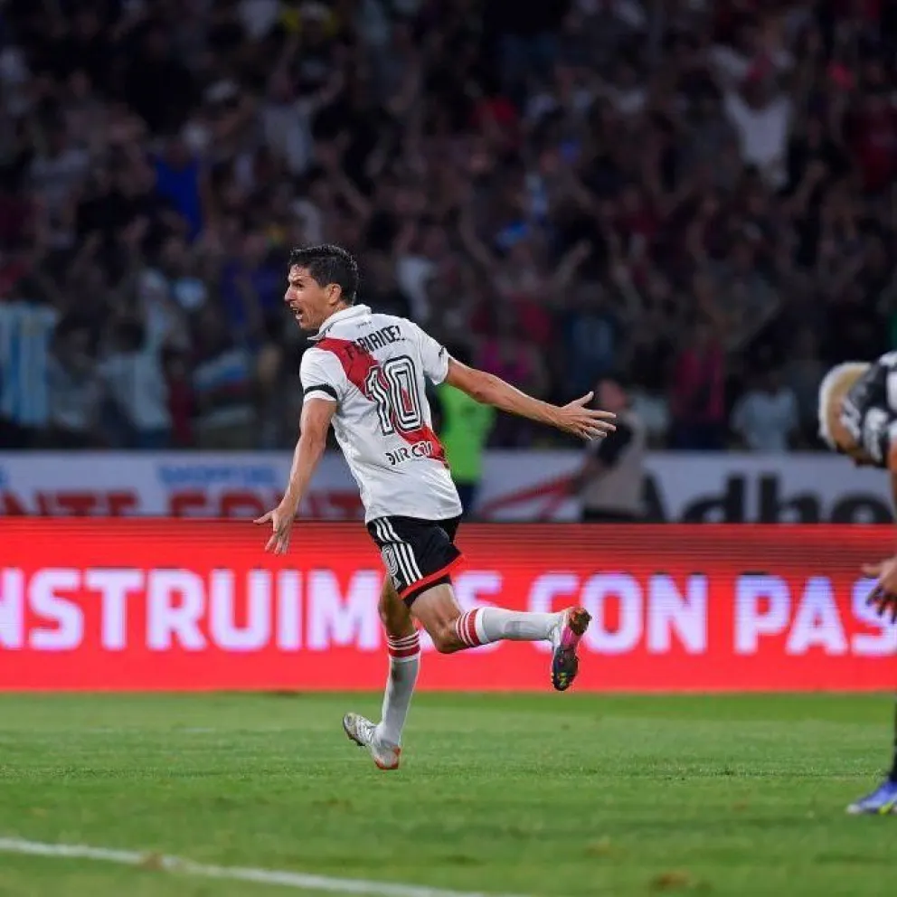 Un regreso de lujo: Nacho Fernández encaminó la victoria de River