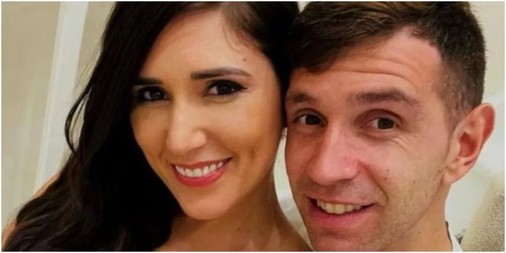 Dónde se conocieron Dibu Martínez y su mujer, Mandinha