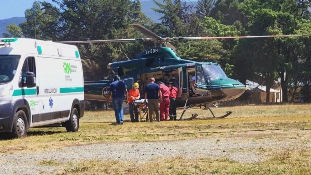Un muerto y una persona con heridas graves tras un alud en el glaciar Hielo Azul