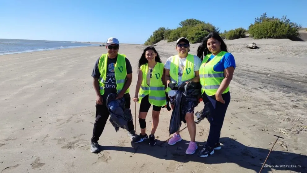 Destacan los operativos de limpieza en playas de El Cóndor