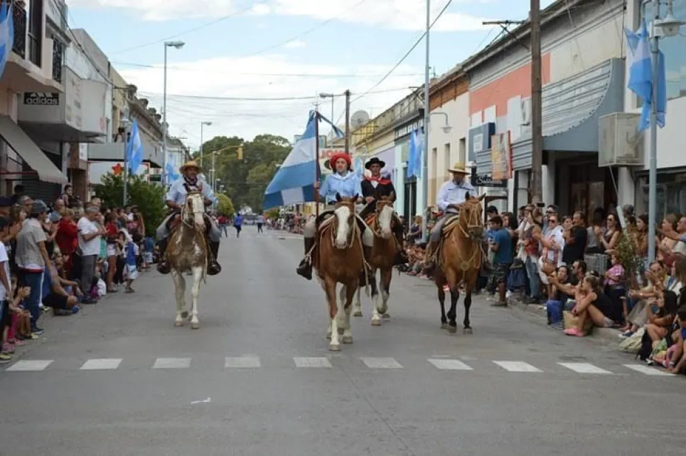 Anunciaron el inicio de inscripción para el Desfile Cívico Militar