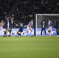 Sigue siendo el mejor: Messi le dio la victoria al  PSG con un golazo