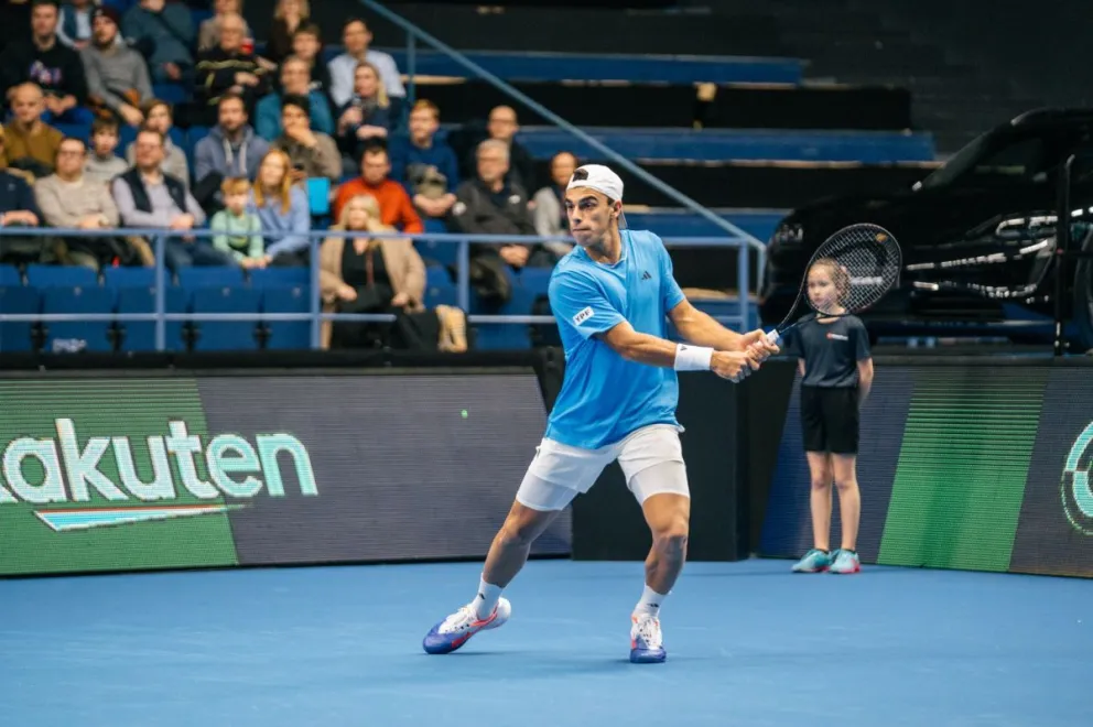 Argentina y Finlandia igualan al cabo de la primera jornada de Copa Davis