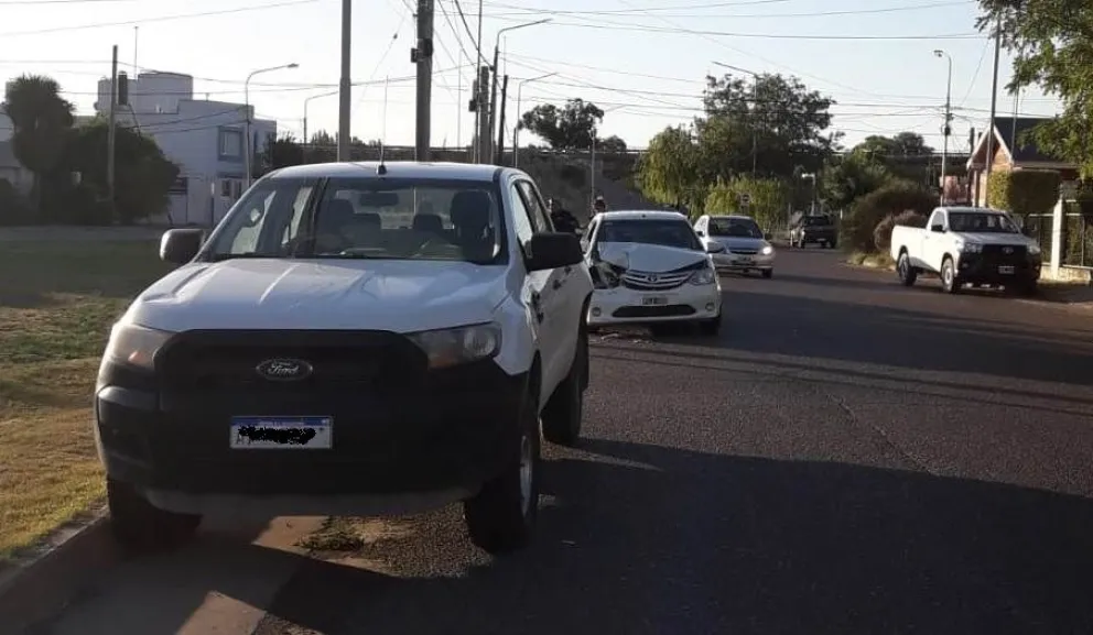 Fuerte accidente de tránsito en la bajada del rulo del puente nuevo 