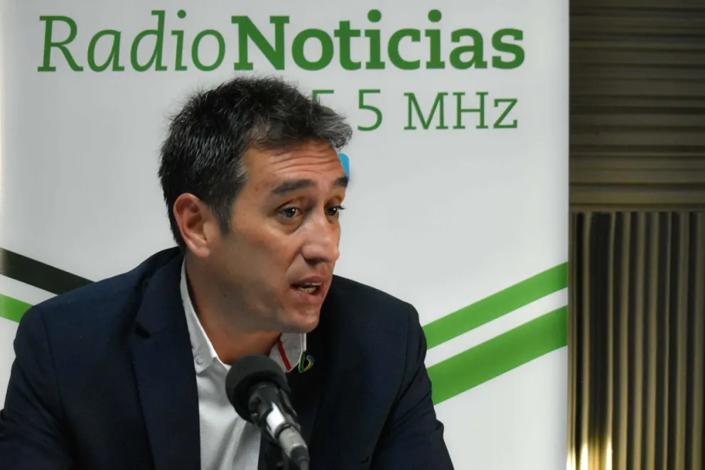 Conmoción por la quita de subsidios al transporte: Castro está "enojado y preocupado"