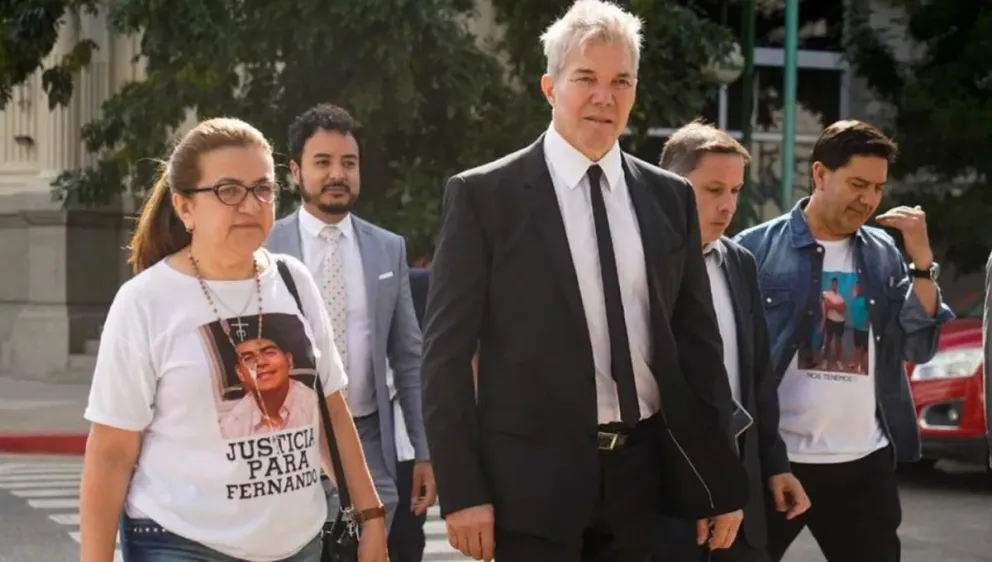 Burlando luego de la sentencia: “¿Parece que Thomsen se desmayó? Así le pegaron a Fernando; desmayado”