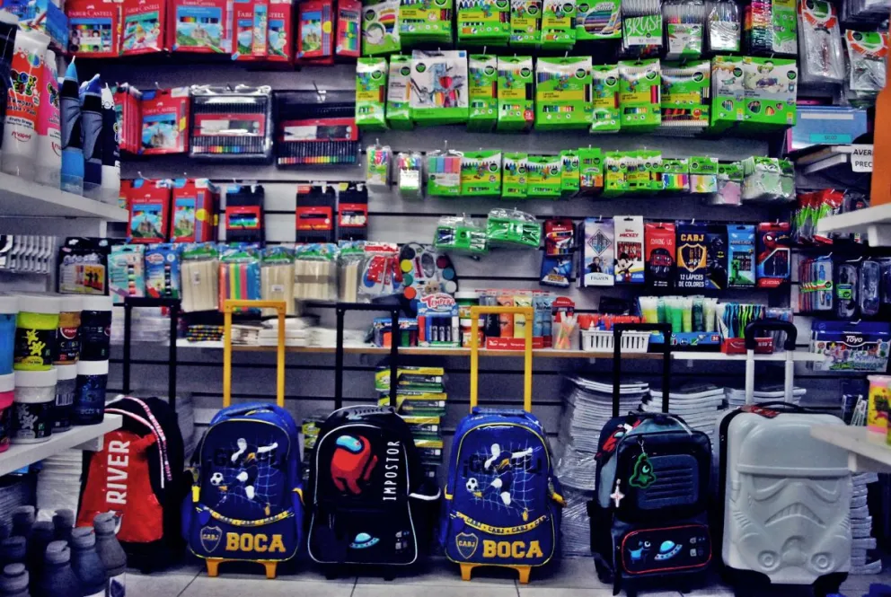 ¿Cómo están los precios de los útiles escolares en Viedma? 