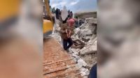 Emocionante video: una bebé fue rescatada en medio de los escombros tras el terremoto en Siria