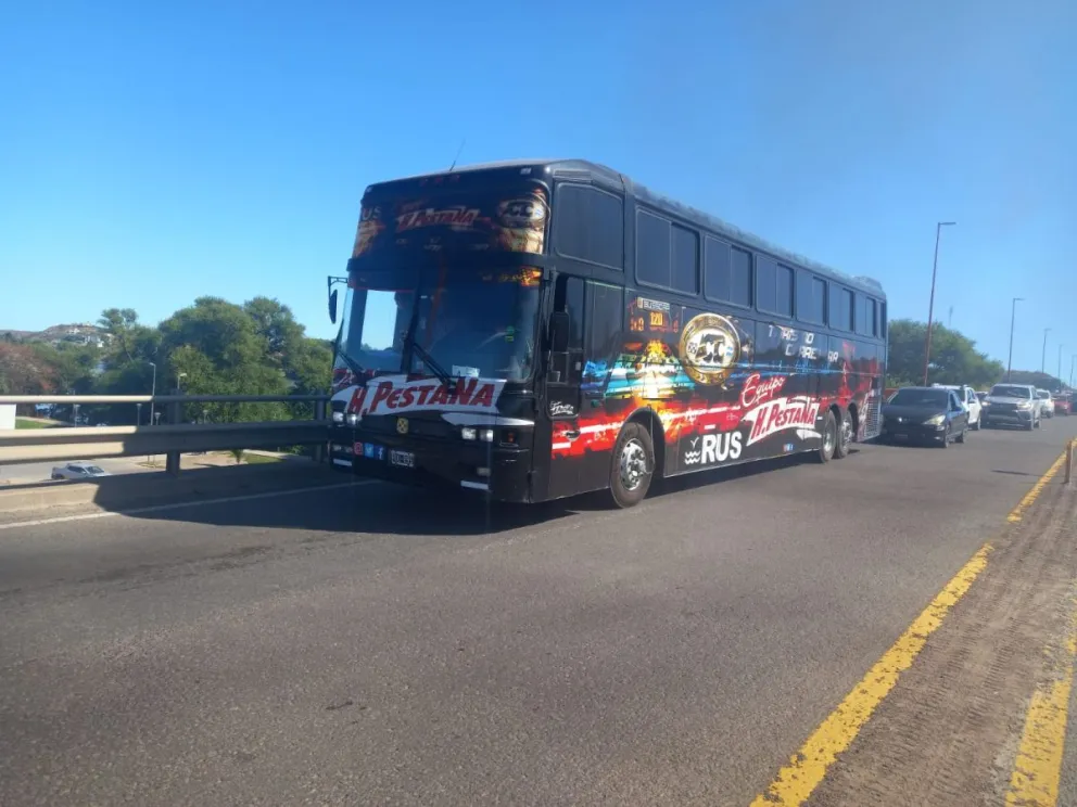 Los motorhomes de los pilotos del TC se vieron afectados por el corte del Puente Nuevo