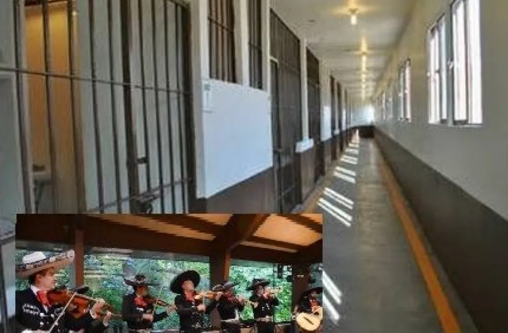 Insólito: en una cárcel encontraron una puerta secreta por donde entraban hasta mariachis para animar fiestas