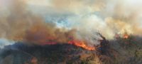 El gobernador Arcioni pide que se investigue el inicio de los incendios en Chubut