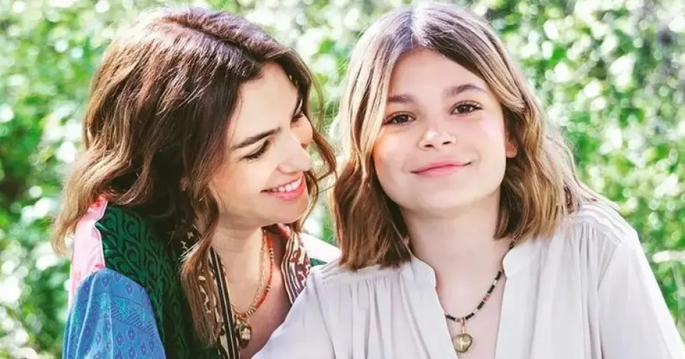 Agustina Cherri se emocionó al ver a su hija Muna tocando al piano en New York