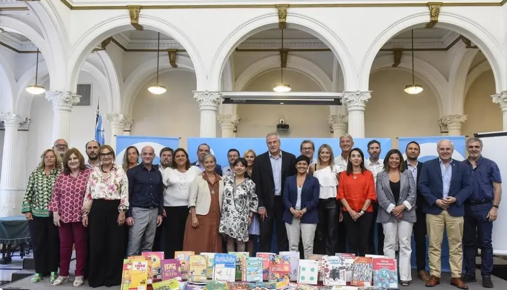 Educación: Río Negro firmó con la Nación un refuerzo para un mayor trabajo en el aula