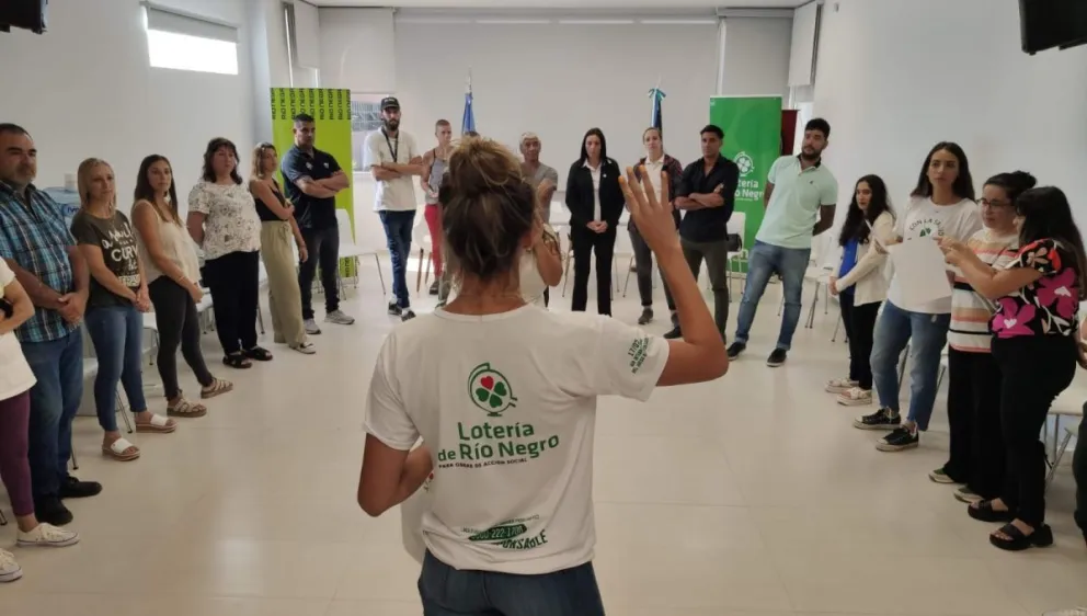 Lotería de Río Negro y APASA realizaron un taller sobre Juego Responsable y consumos
