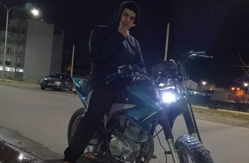 Un joven sufrió lesiones graves en un accidente y cuestionan el procedimiento policial