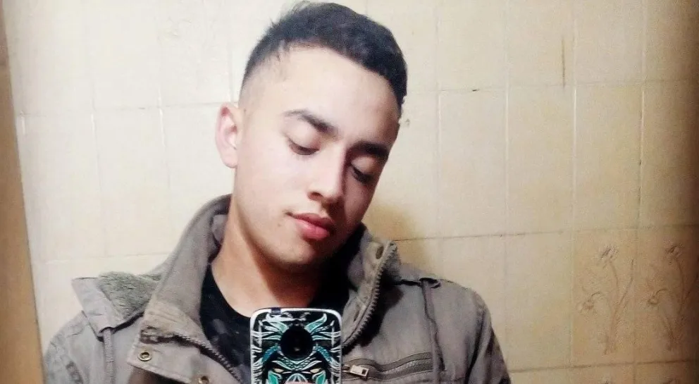 Naufragio en SAO: tras el rescate de tres pescadores, buscan a un cuarto  