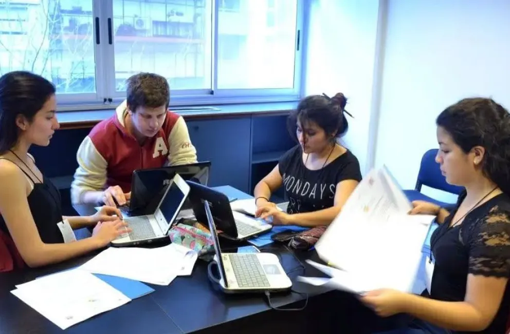 Educación lanzó un concurso y el premio es un viaje para todo el curso