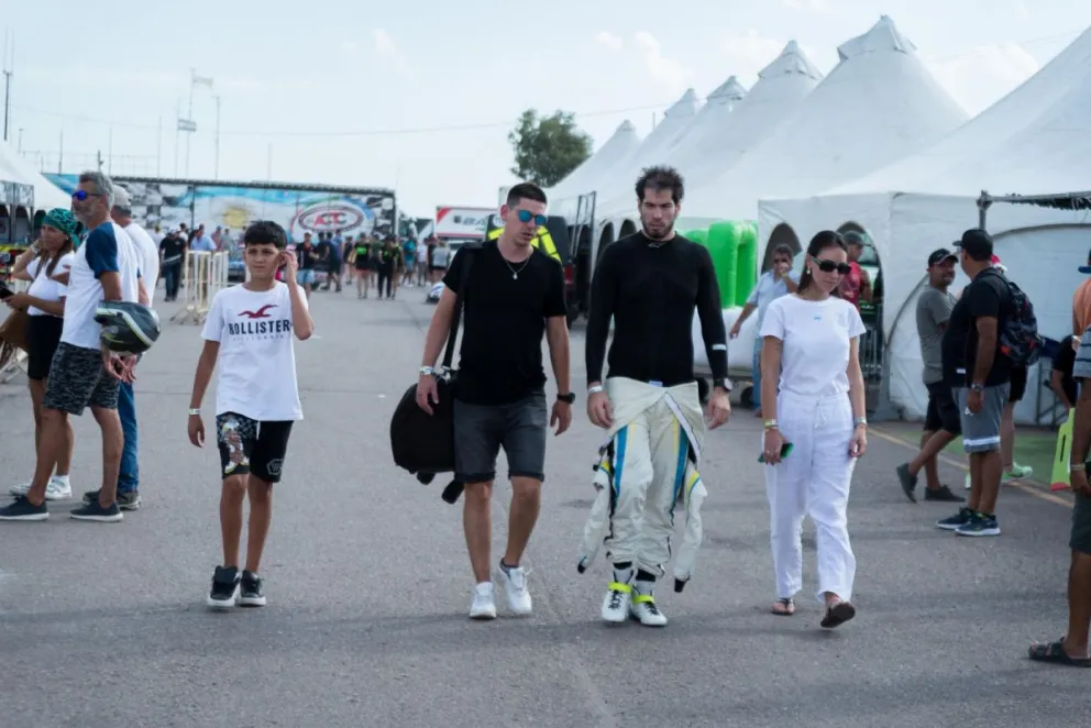 ¡Increíble jornada en el Autódromo Ciudad de Viedma!: Galería de fotos de la jornada de sábado
