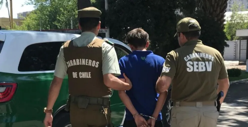 Ladrones roban tarjetas de crédito y gastan más de un millón de pesos 