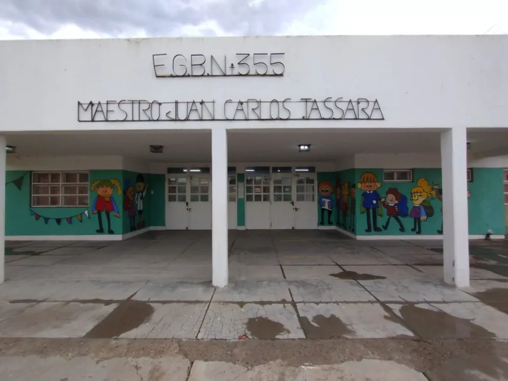 La Escuela N°355 arrancó la semana sin clases por falta de agua 