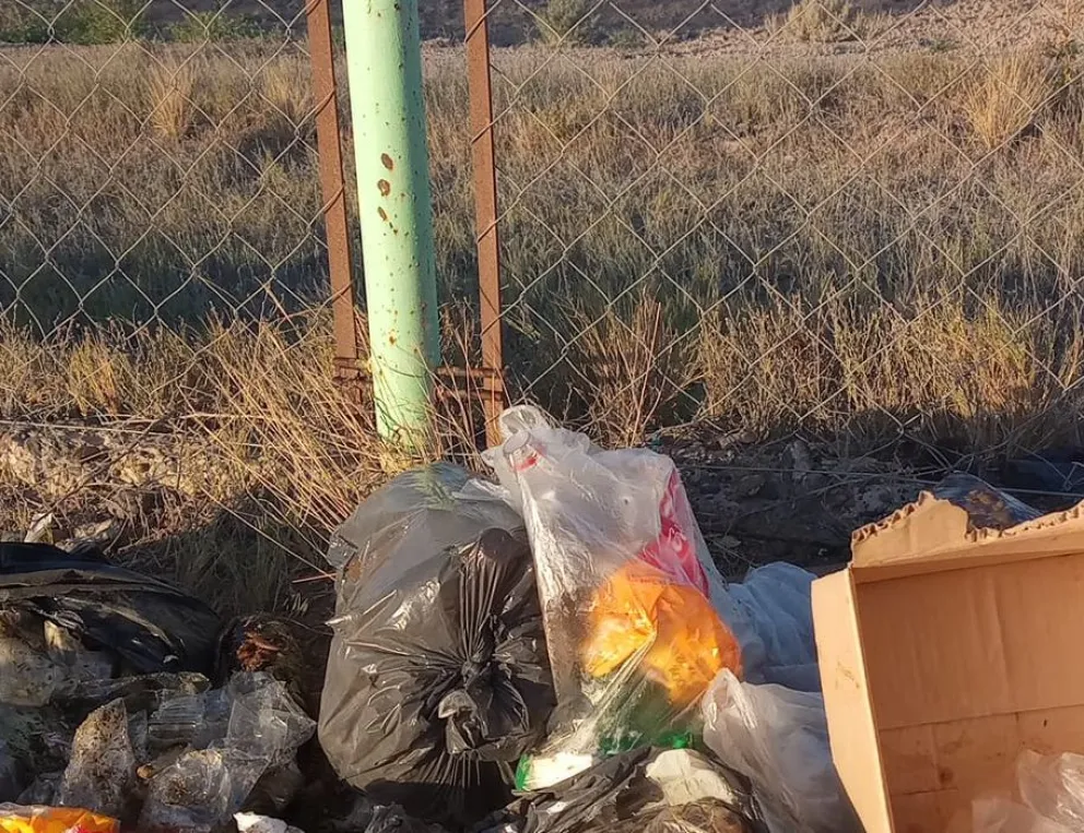 La gente llenó el autódromo pero dejó secuelas con mucha basura acumulada