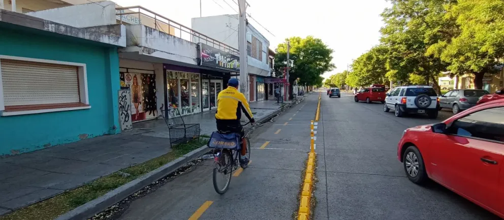 Quieren ampliar las bicisendas a los barrios y construir mas baños en la Costanera