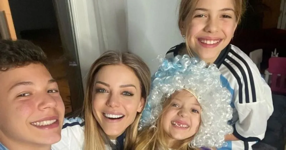 Evangelina Anderson descargó su ira contra un colegio ante el insólito pedido que le hicieron para inscribir a sus hijos