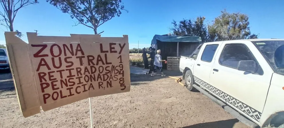 Los retirados de la Policía amenazan con volver a cortar el Puente Nuevo