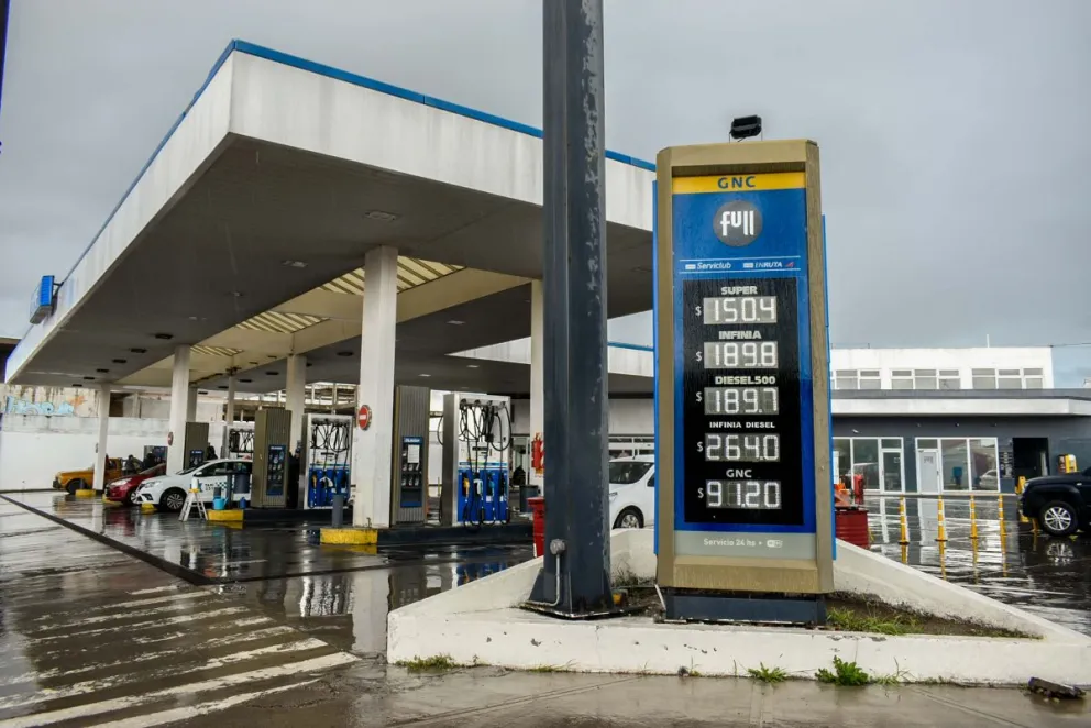 Aumentó el combustible: así quedaron los precios en Viedma