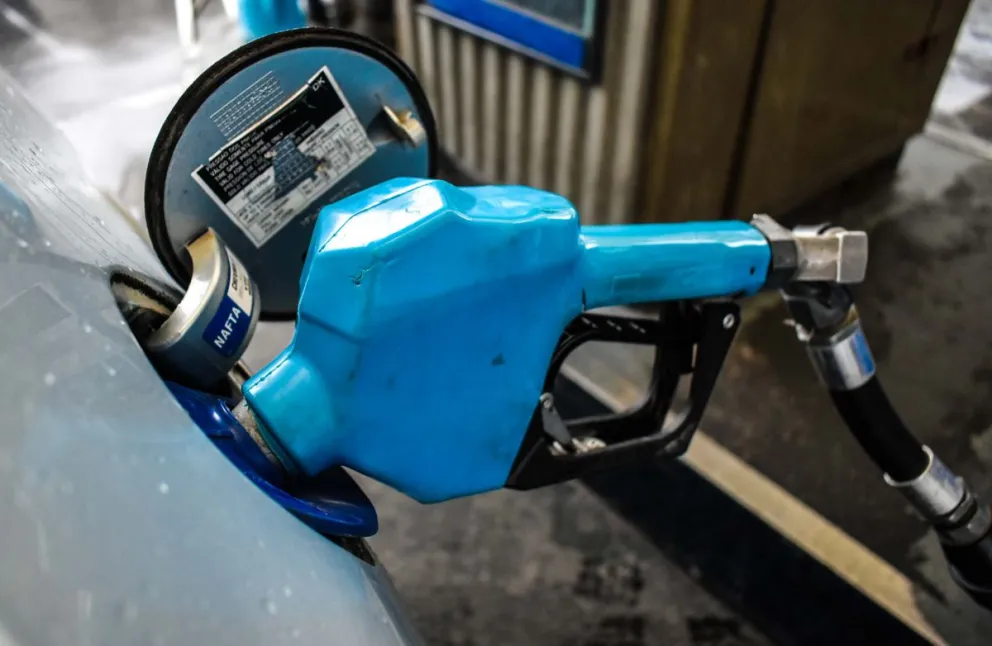 Nuevo incremento de combustibles en el país que también se replica en Viedma (Foto: archivo)