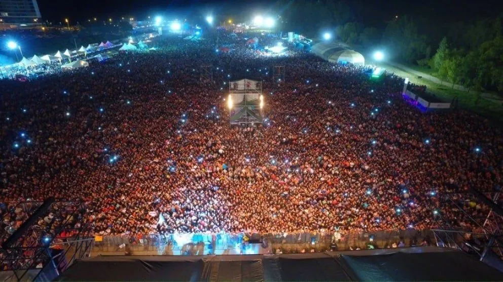 Récord: casi 2 millones de personas pasaron por la Fiesta de la Confluencia