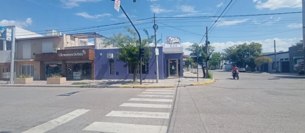Robaron a mano armada en el kiosco 812 de Viedma 
