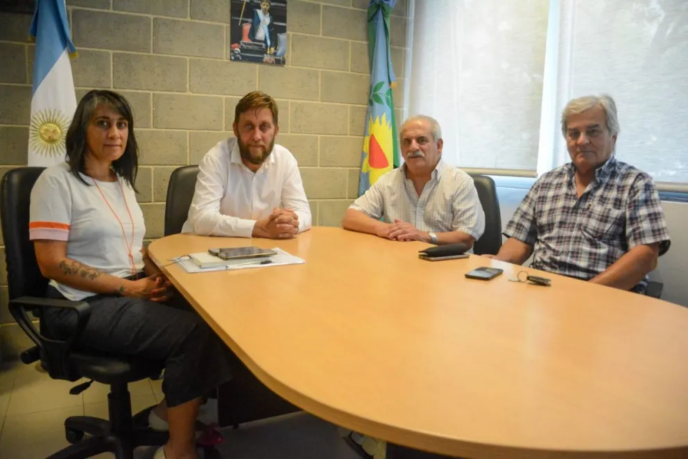 Los mercantiles hicieron gestiones en La Plata por construcción de viviendas 