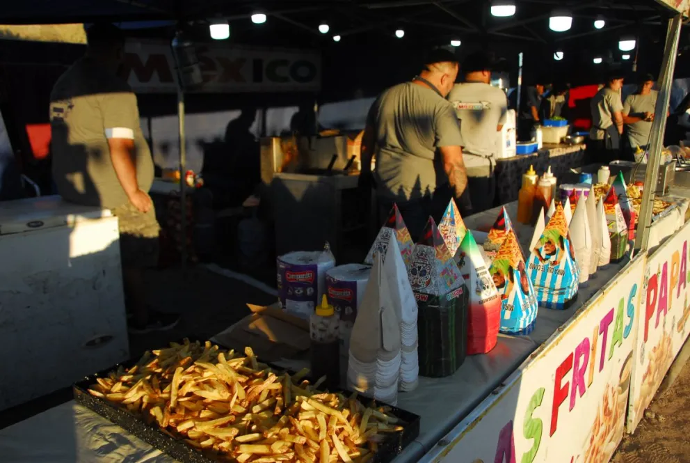 Los emprendedores pusieron color, sabor y alegría a la Fiesta Nacional del Río