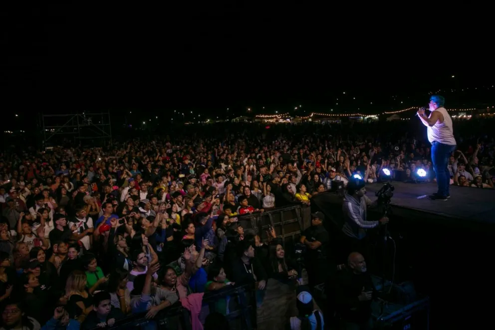 Las fiestas populares y el riesgo del efecto Milei