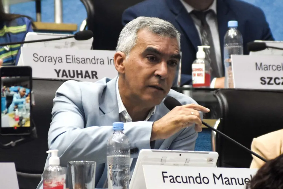 El legislador defendió la transparencia de las cuentas provinciales. 