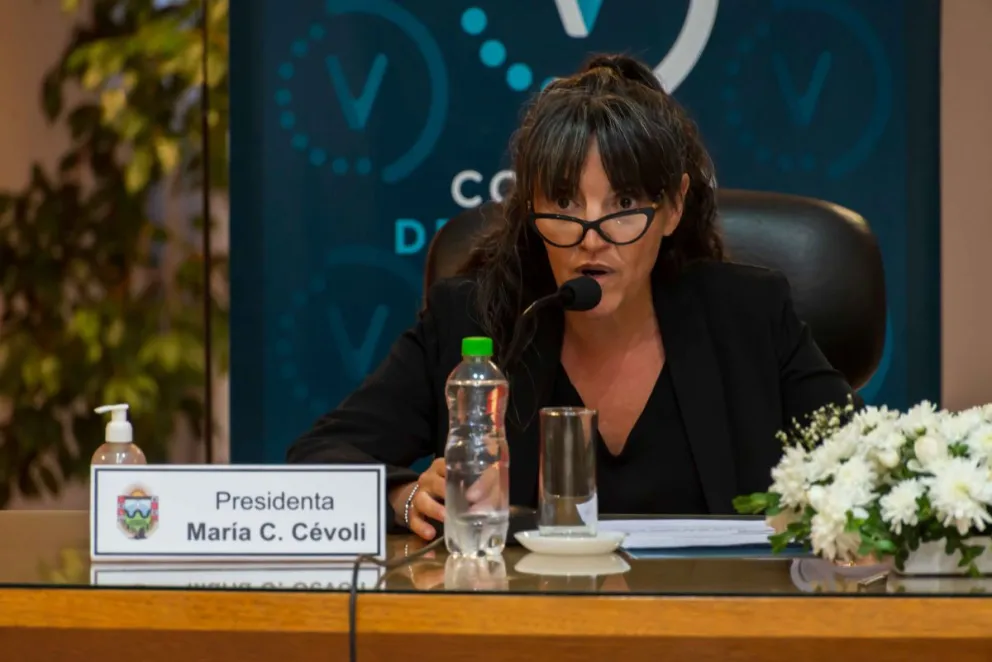 Cévoli le respondió a la concejal Romero: "Es absurdo suponer que hay una negación a constituir un bloque"