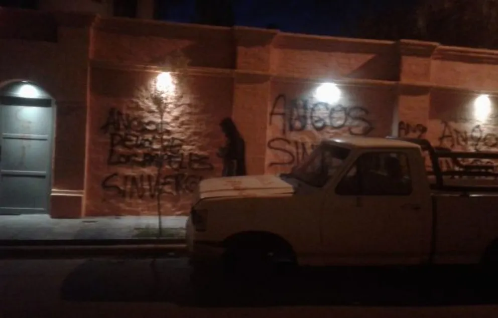 Ricardo Angos habló de las pintadas en contra de su hermano Asesor Legal del Municipio