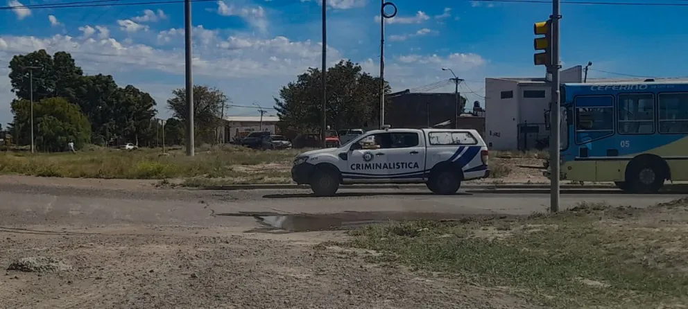 Robó una moto, se escondió en casa ajena con el rodado y la policía lo sacó de un baño