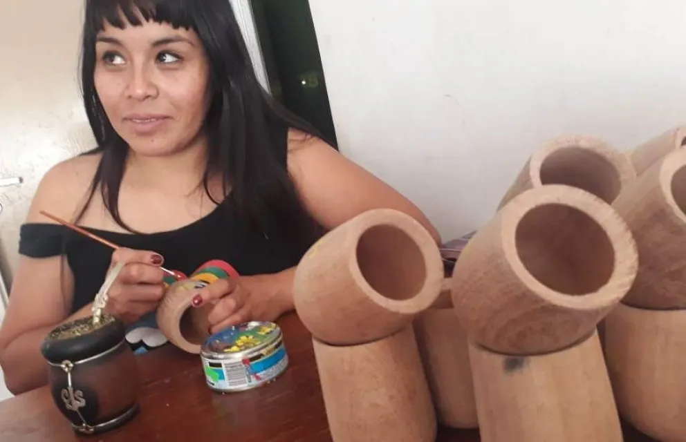 “MateArte VDM” le pone color y buen gusto a los mates de cada día  