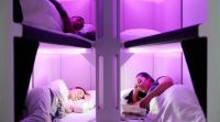 Una aerolínea incorporará cuchetas para que sus pasajeros de clase económica duerman acostados