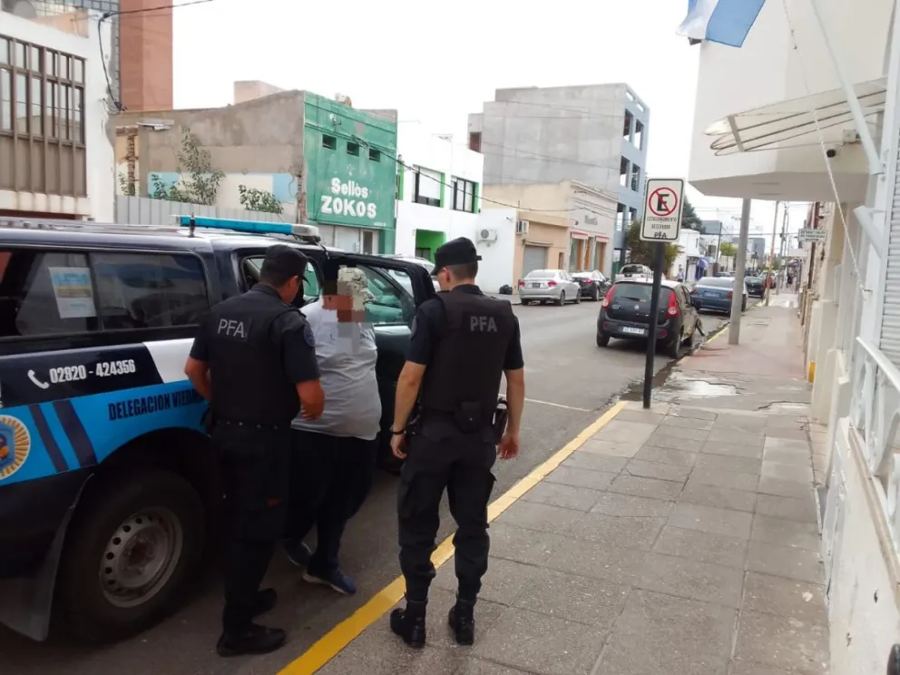 La Policía Federal detuvo a un sujeto de Viedma por un caso de estafa