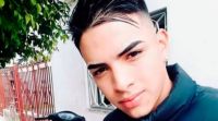 Un joven intentó defender a una mujer de los golpes de su ex y lo balearon: está grave