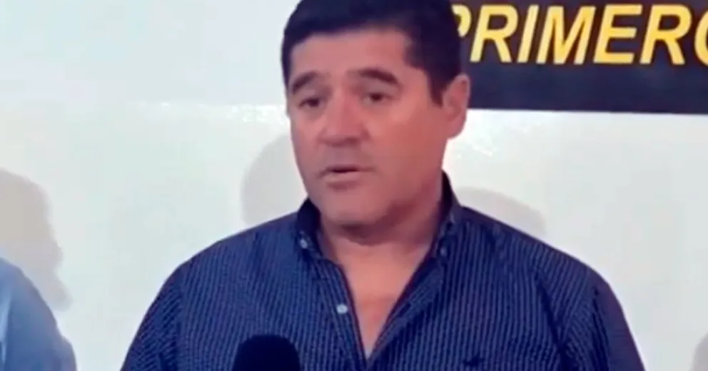 José Valla: el doctor libertario que busca llegar a la Legislatura
