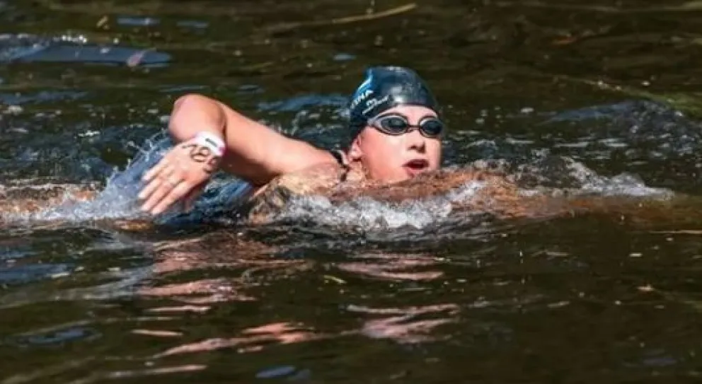 Carla Evangelisti representó a la Argentina en el Oceanman 2023