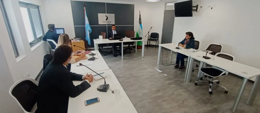 Un imputado por un robo los dejó esperando al juez y a los abogados