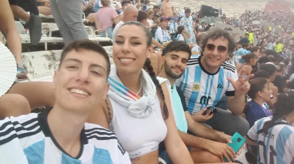 Más viedmenses logran un asiento para ver a la Scaloneta en River